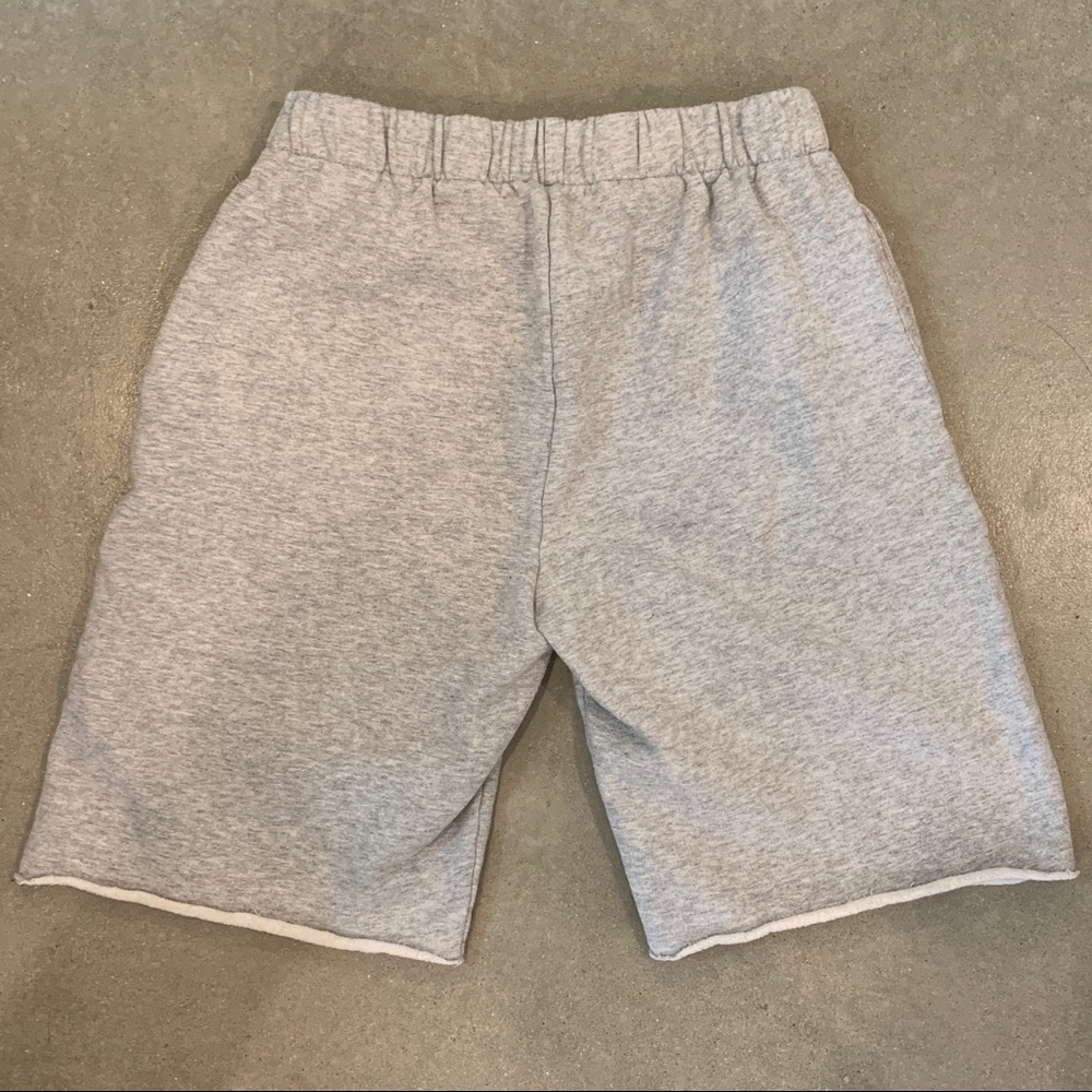 Brandy Melville Sweat Shorts - Picture 3 of 4